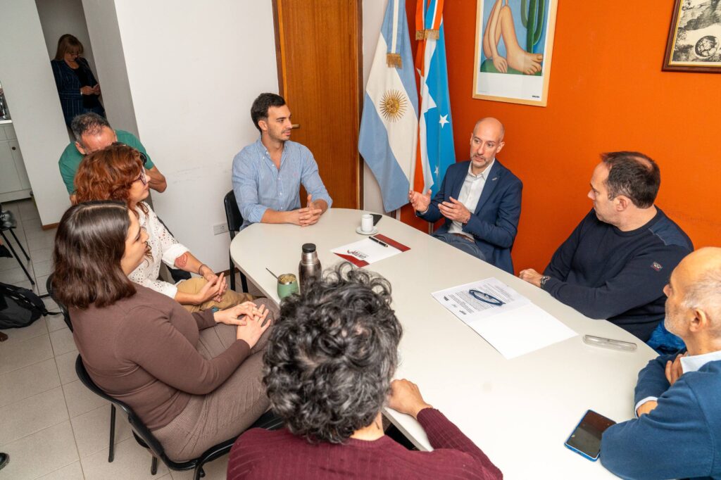 Reunión institucional FINNOVA-UNTDF en el rectorado de la UNTDF, mayo 2026